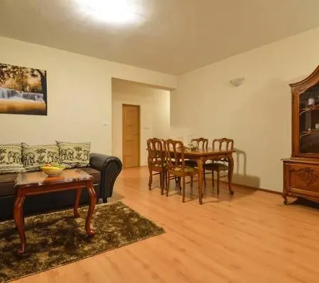 Apartman Tereza Pine Wood Appartement